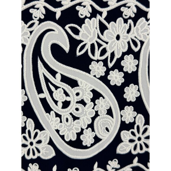 Size 16W 1X PAISLEY PRINT TEXTURED SHIFT DRESS Day/Evening All-Season PLUS SIZE - Picture 2 of 4